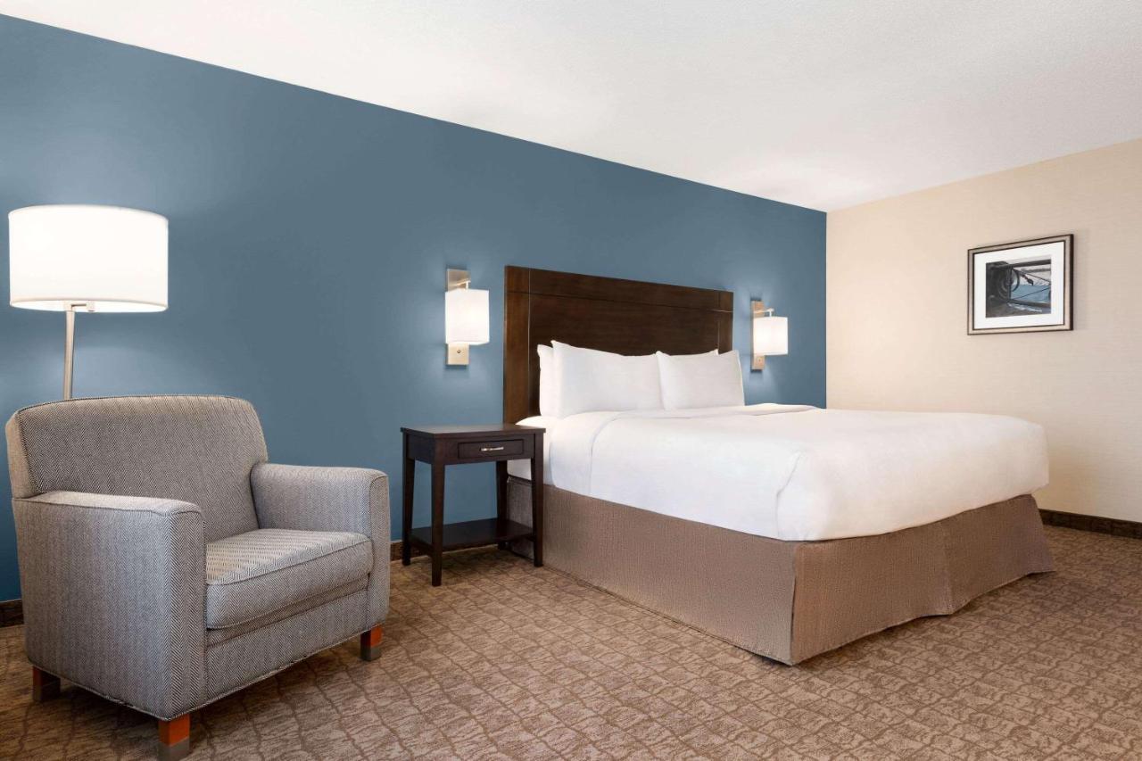 Wyndham Garden Niagara Falls Fallsview Exterior foto